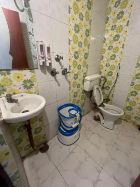 Hare Ganga Lodge A Budget Stay Near Ganga Ghat